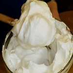 Cách làm kem tươi từ trứng